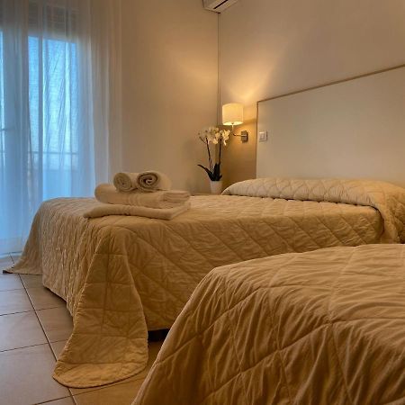 Hotel Palladio B&B Cervia Exterior foto