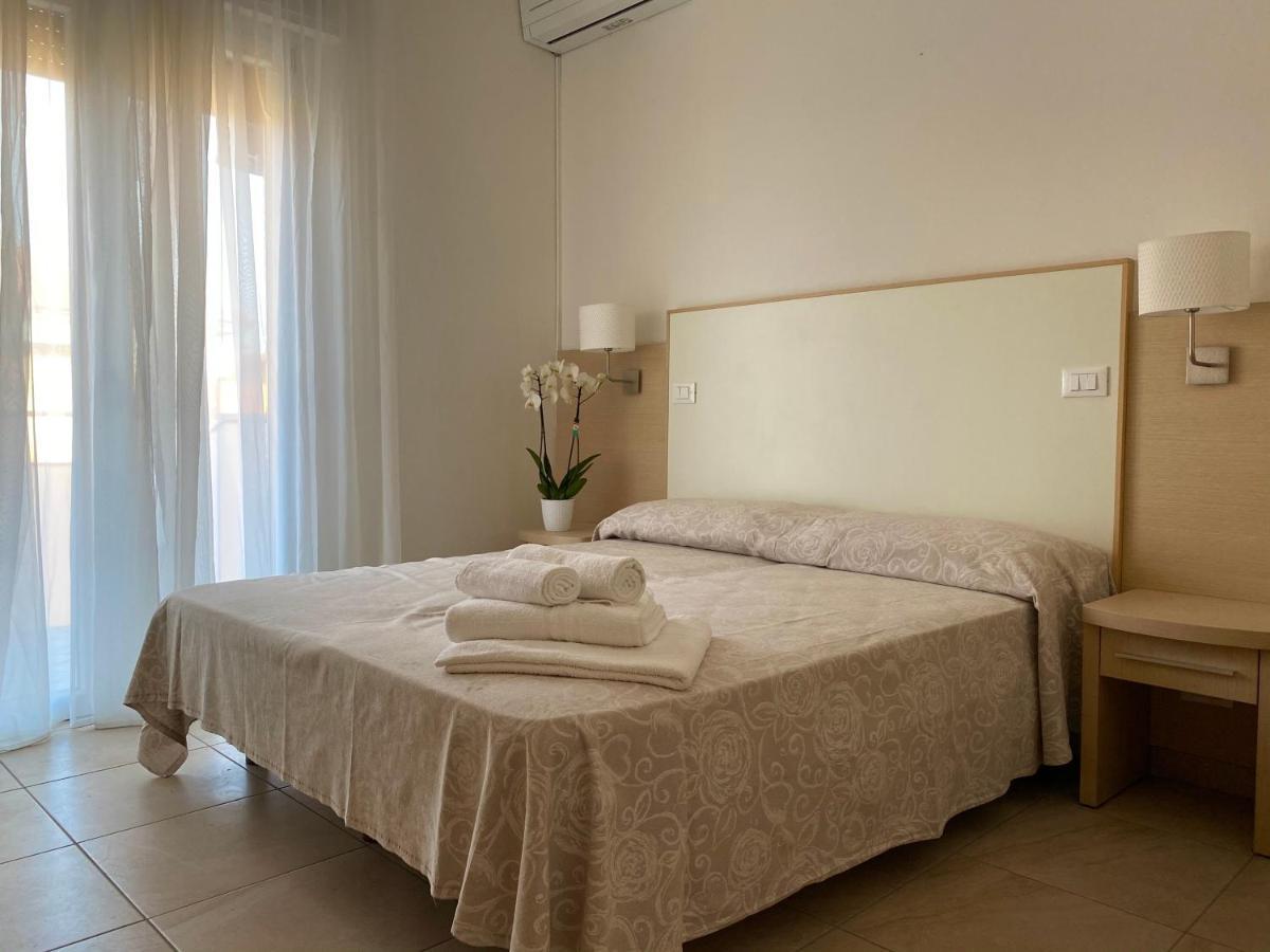 Hotel Palladio B&B Cervia Exterior foto