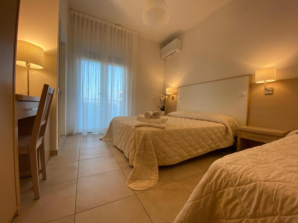 Hotel Palladio B&B Cervia Exterior foto