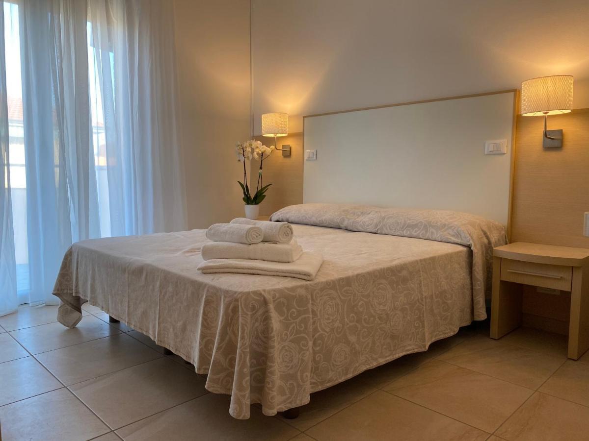 Hotel Palladio B&B Cervia Exterior foto